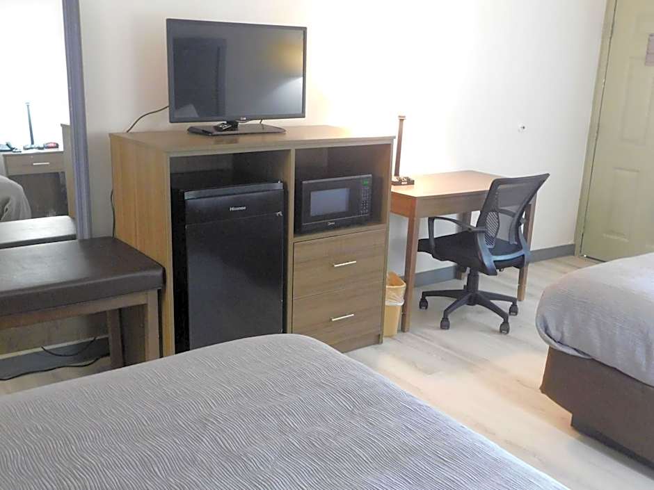 Quality Inn & Suites Hanes Mall