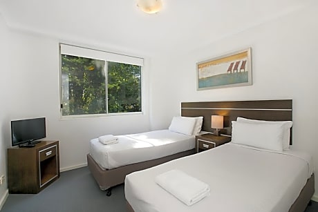 Three-Bedroom Resort View Apartment
