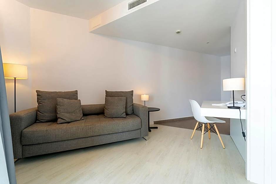 ARTIEM Carlos - Adults Only