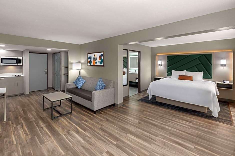 Wingate by Wyndham Sulphur Near Lake Charles