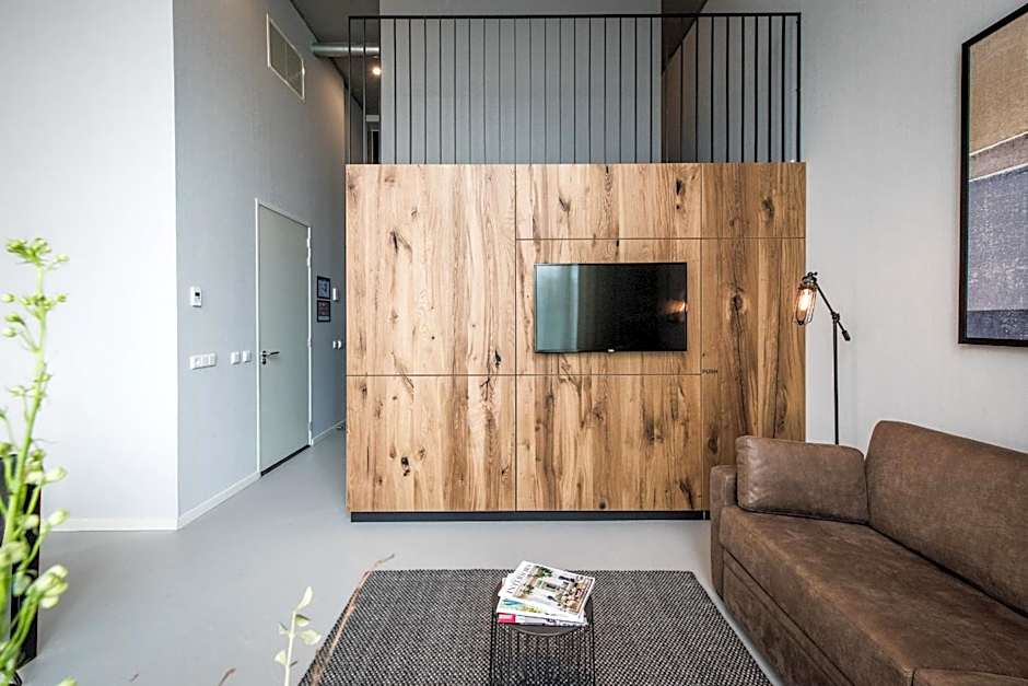 YAYS Amsterdam East by Numa