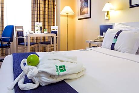 Standard Double Room with City View