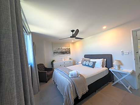 Tradewinds Apartments