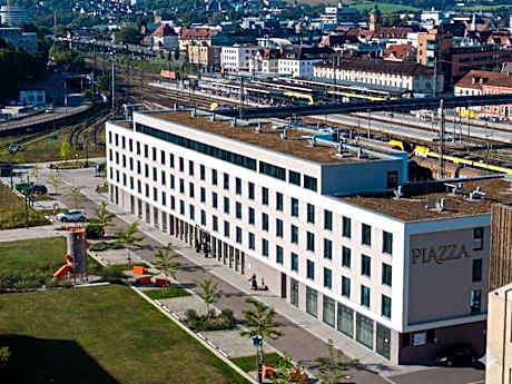 Piazza Hotel und Restaurant