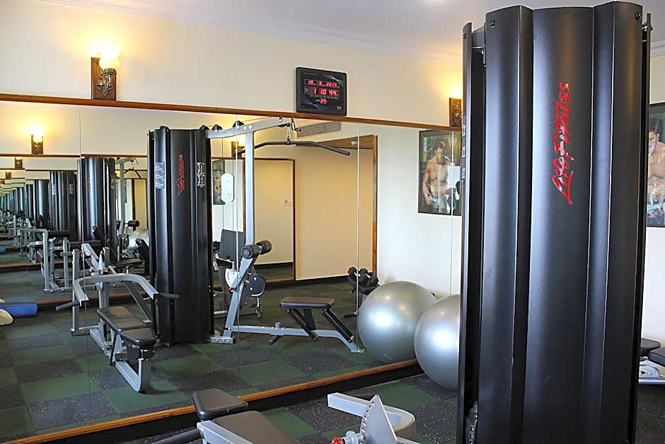 Peerless Hotel Kolkata