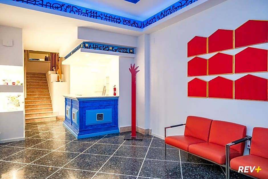 Lia Art Hotel