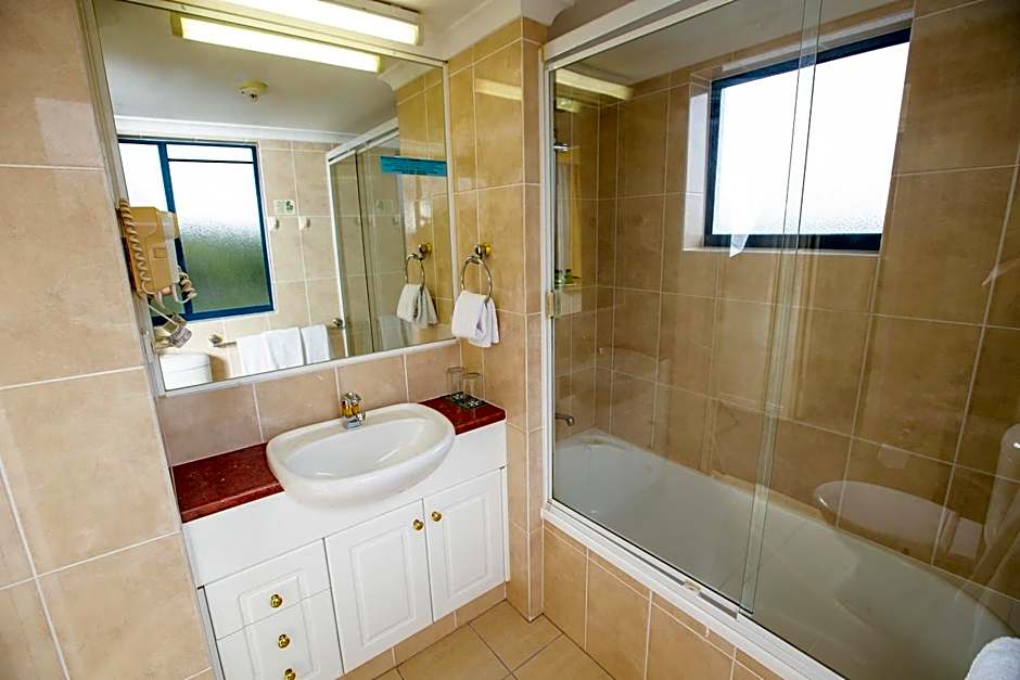 Springwood Tower Apartment Hotel