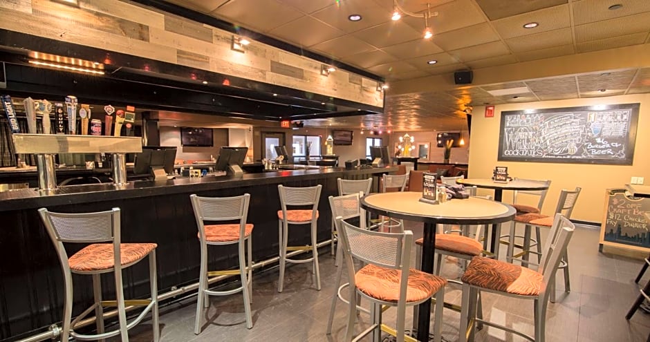 Best Western Plus Steeplegate Inn