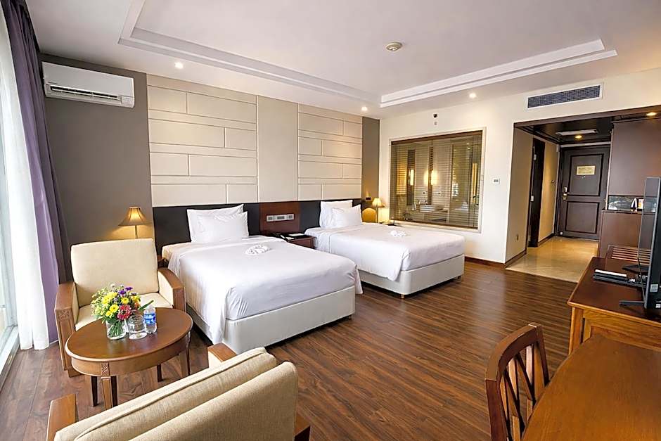 Photo 1 of 4 of Deluxe 2 Beds, Sea View