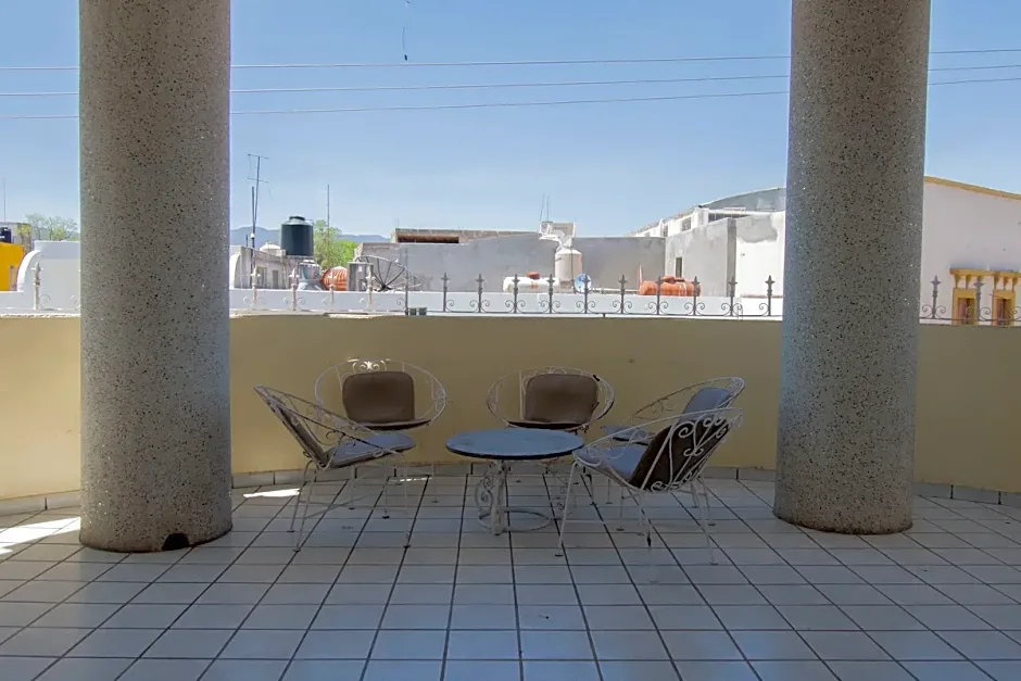 OYO Hotel Casino Del Valle