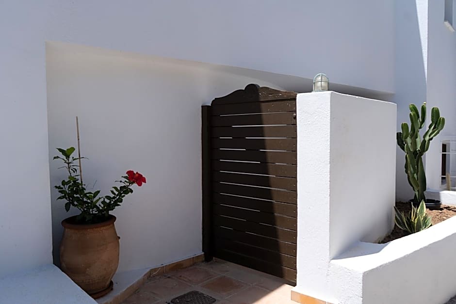 Lotos Beach Home