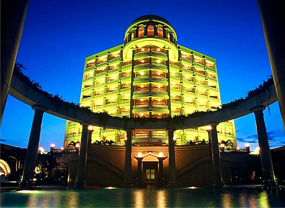 Sunrise Nha Trang Beach Hotel & Spa