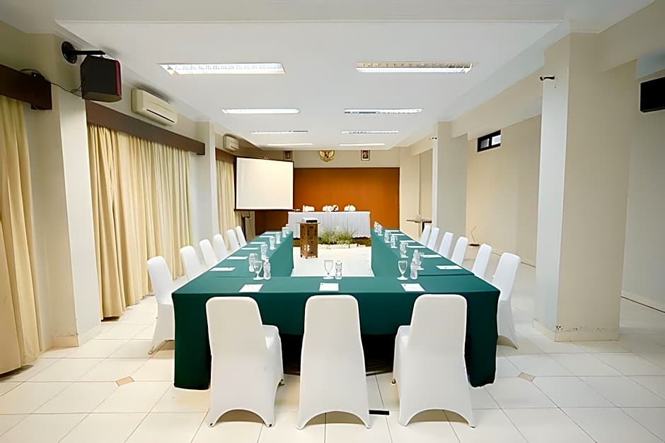 Cakra Kembang Hotel Yogyakarta