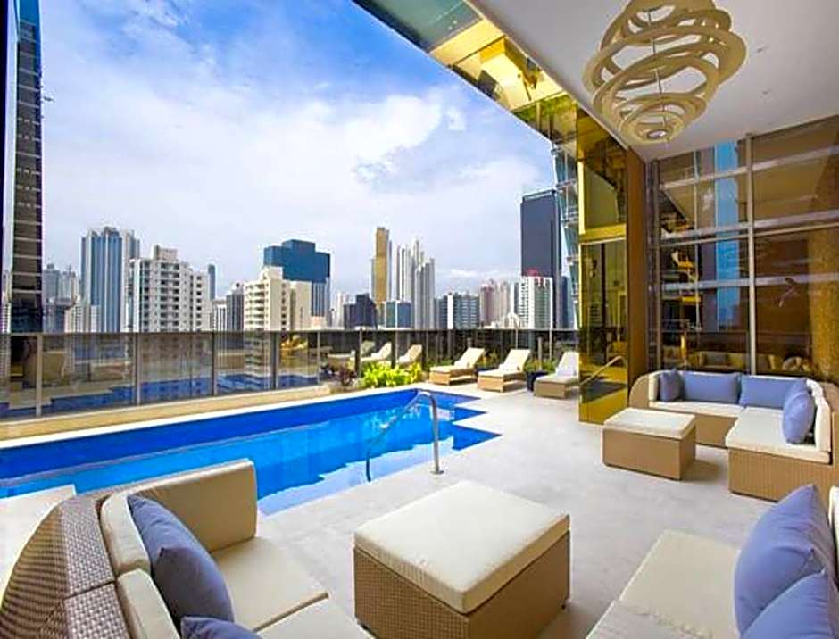 Global Hotel Panama