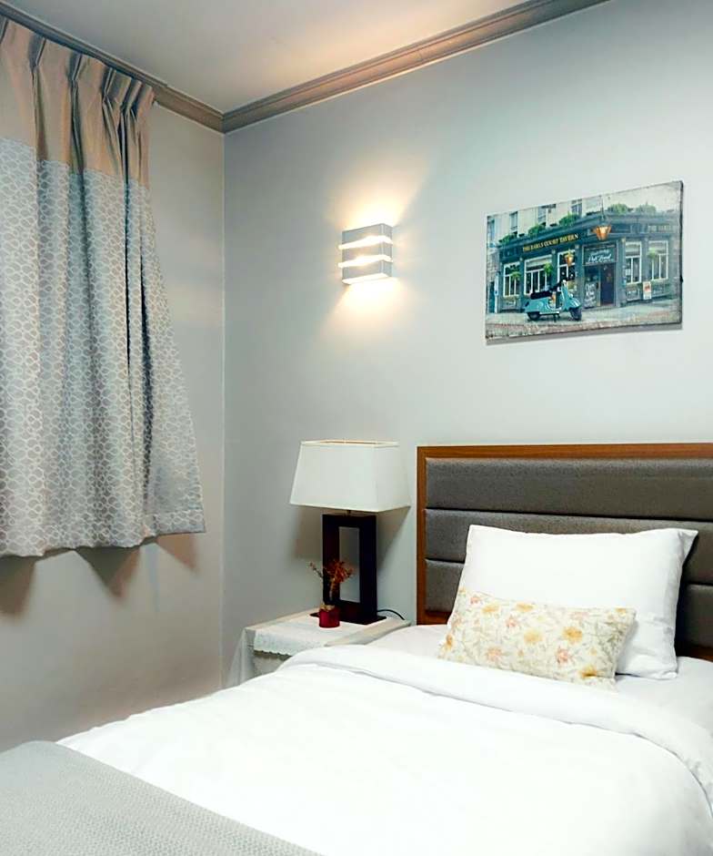 Buan Tree California Hotel