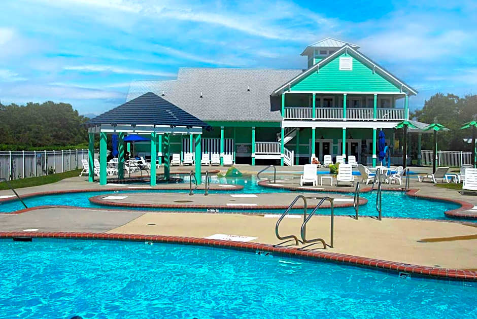 Hamilton Cay at Bermuda Bay by Kees Vacations