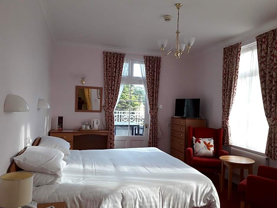 Photo 1 of 9 of Standard Double or Twin Room