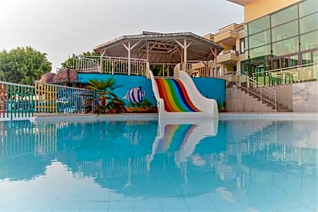 Hotel Perla Beach Club - All Inclusive