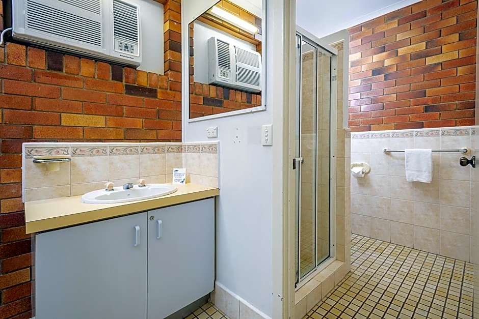 The Beach Motel Hervey Bay