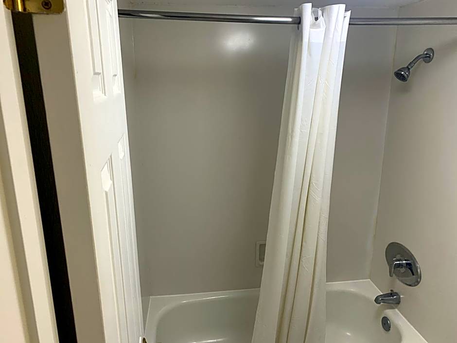 Quality Inn & Suites Tuscaloosa near University