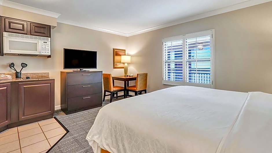 Staybridge Suites Savannah Historic District By IHG