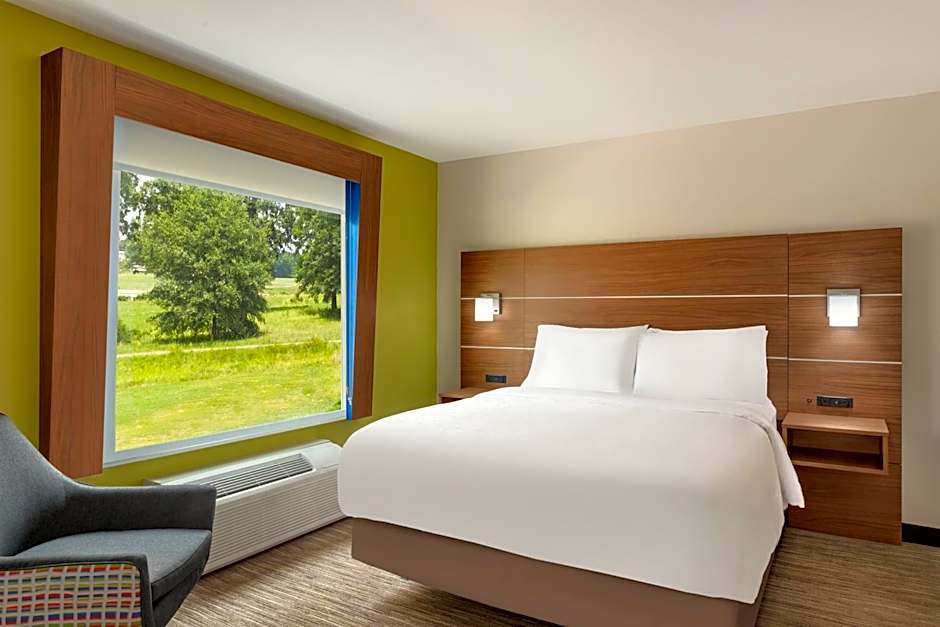 Holiday Inn Express Searcy By IHG