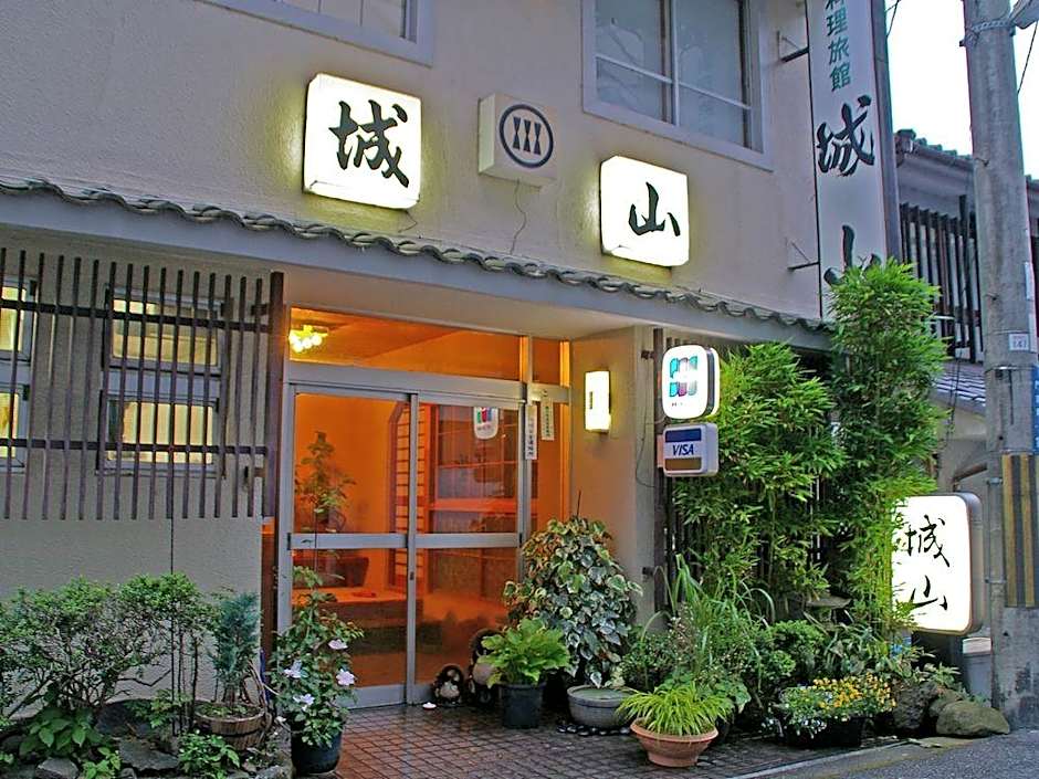 Shiroyama Ryokan