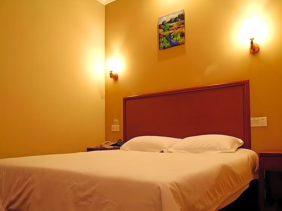 GreenTree Inn Jinan Daming Lake Hotel