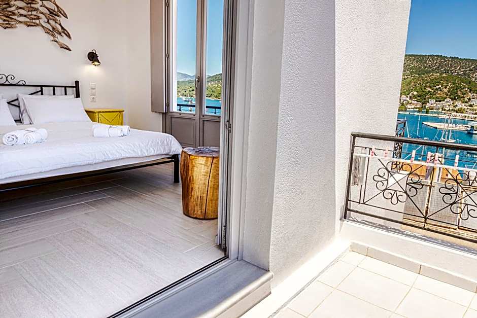 Gigi Rooms – Poros, 