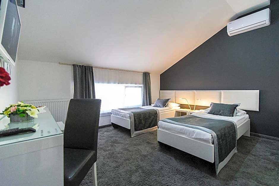 Hotel Cool Zagreb Airport