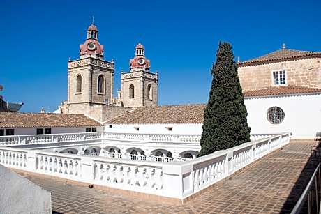 El Claustre de Ciutadella - HOSPEDERIA