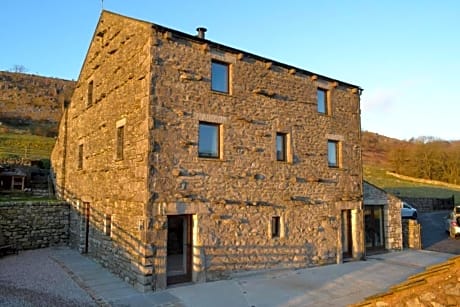 Dalecote Barn Bed and Breakfast (Bunkroom)