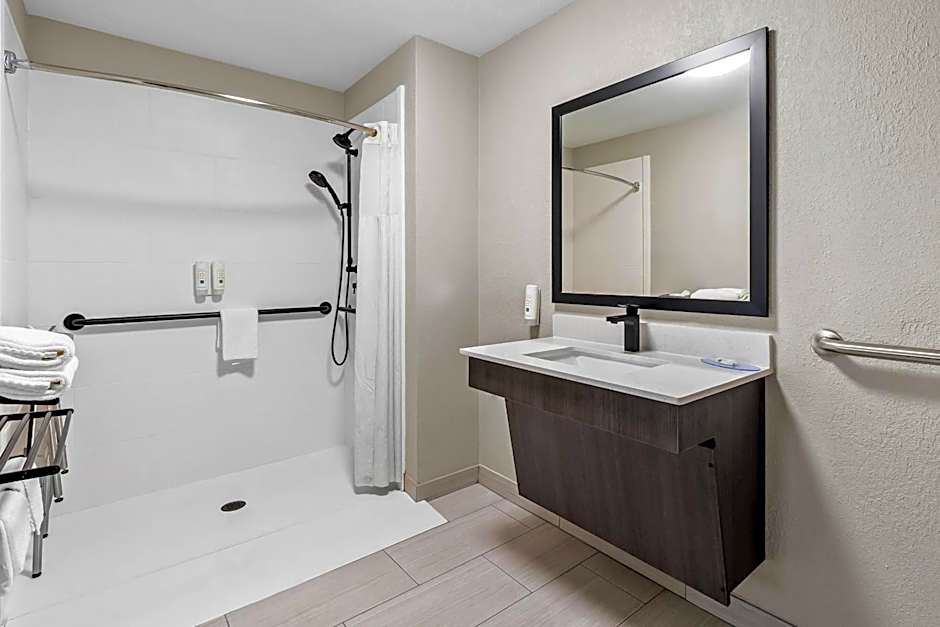 Quality Inn & Suites Florence Civic Center