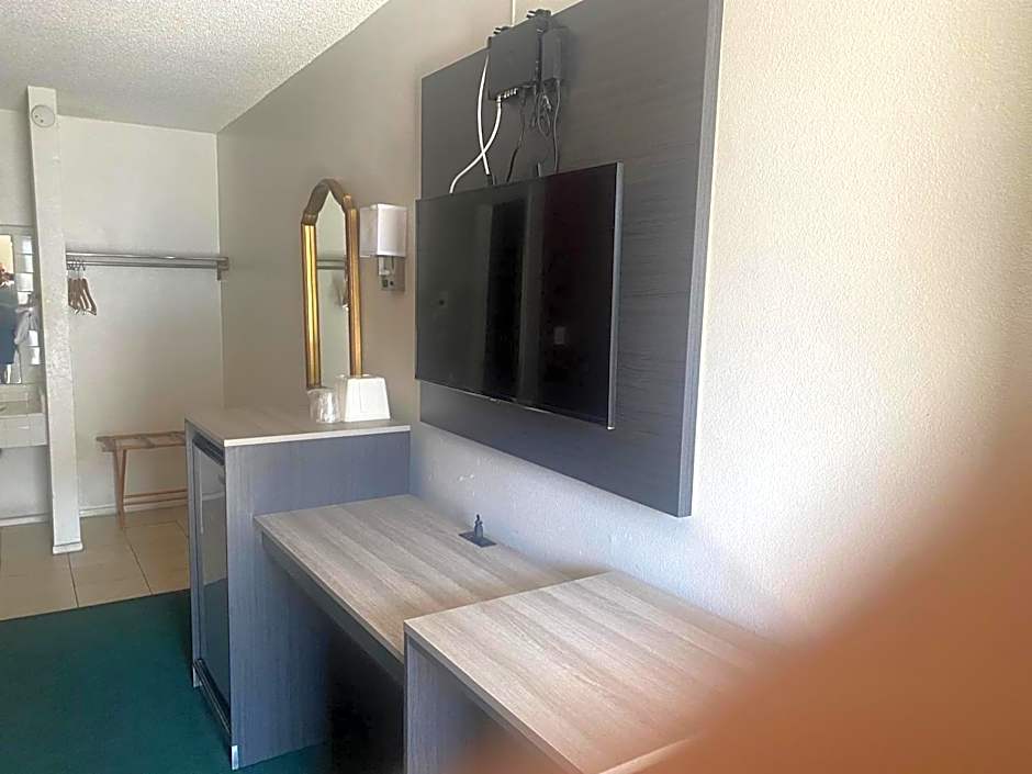 Windsor Inn Lake Havasu City