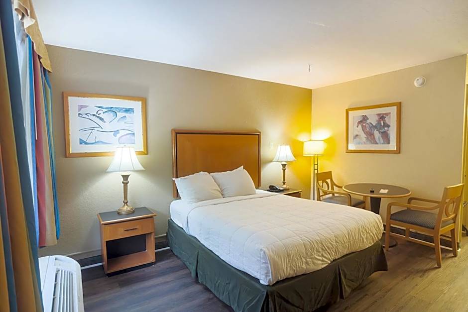 OYO Hotel Harriman near I-40