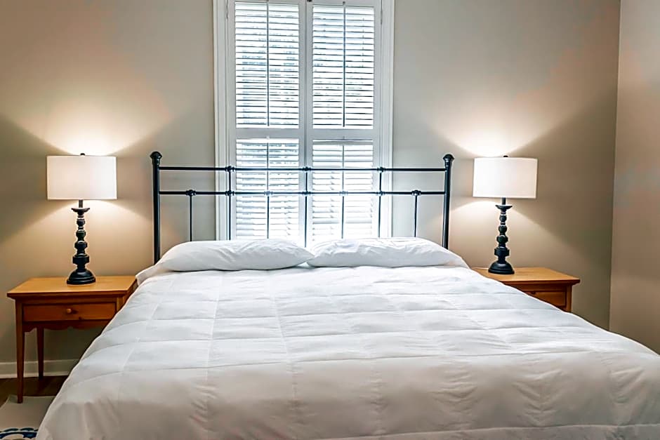 The Lodge at The Bluffs