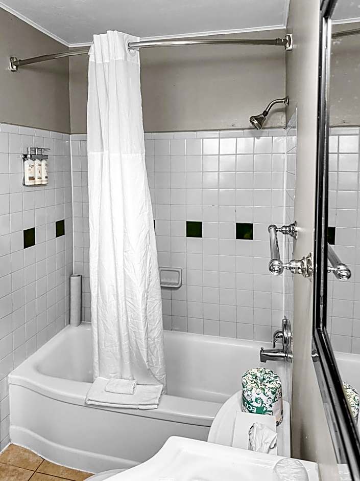 Courtesy Inn Downtown Eugene