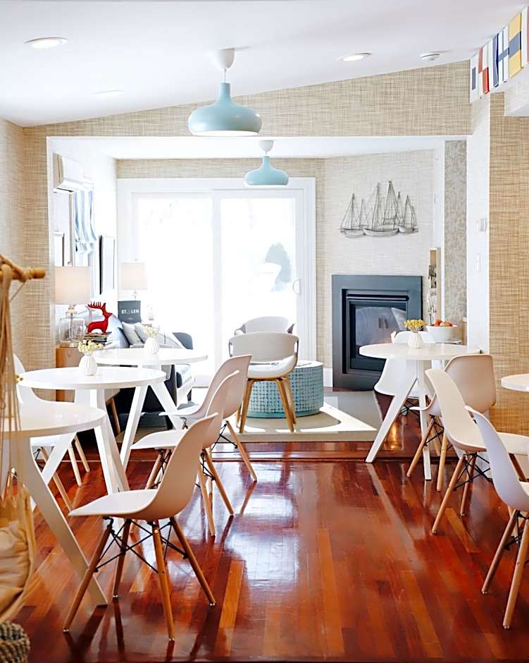 The Hotel Marblehead