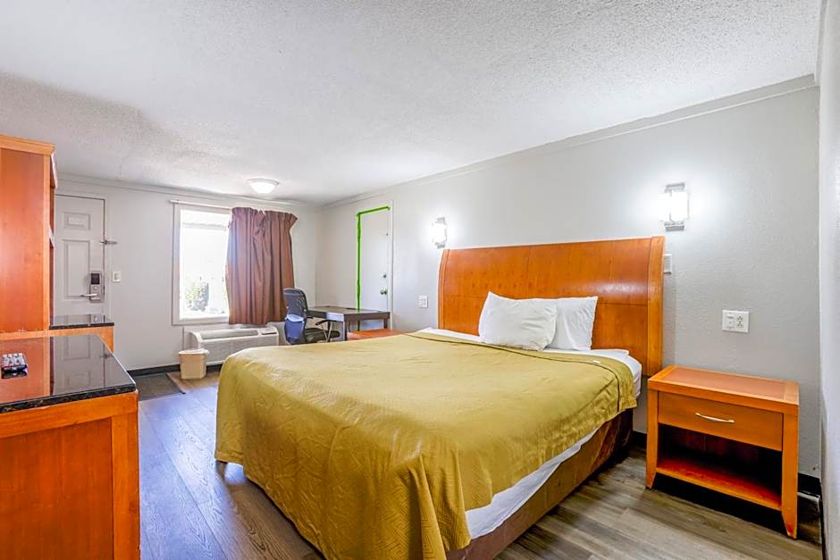 Cozy Garden Inn By OYO Hwy 40 Richmond
