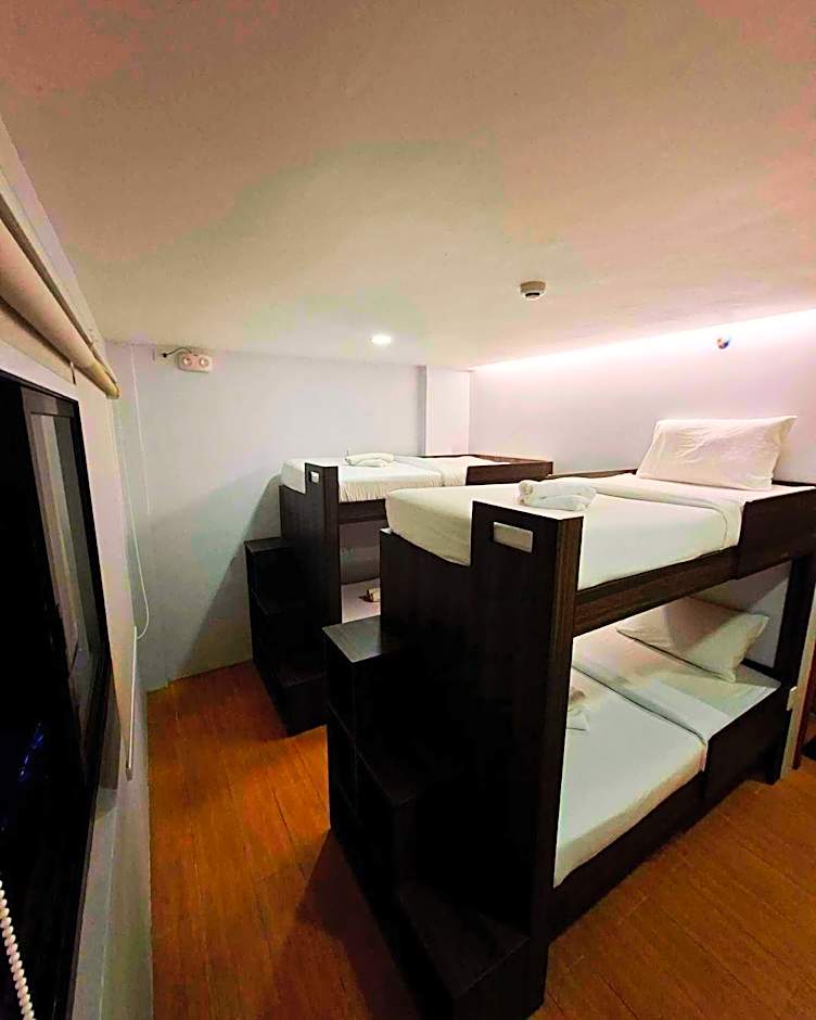 Rudhil's Place Hotel and Dormitory