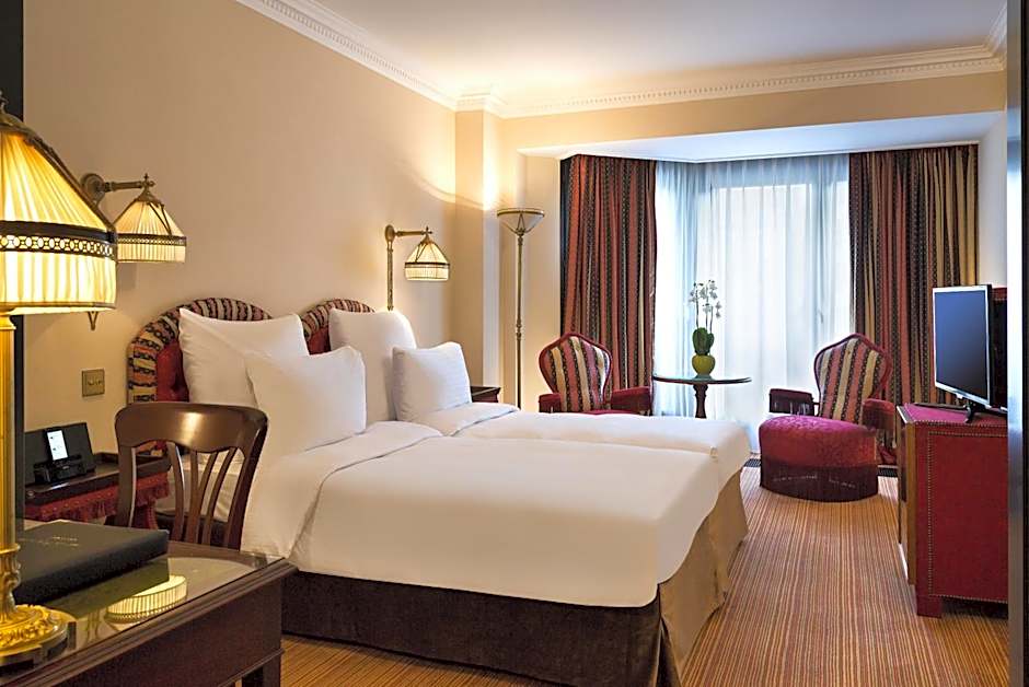 Hotel Barsey by Warwick