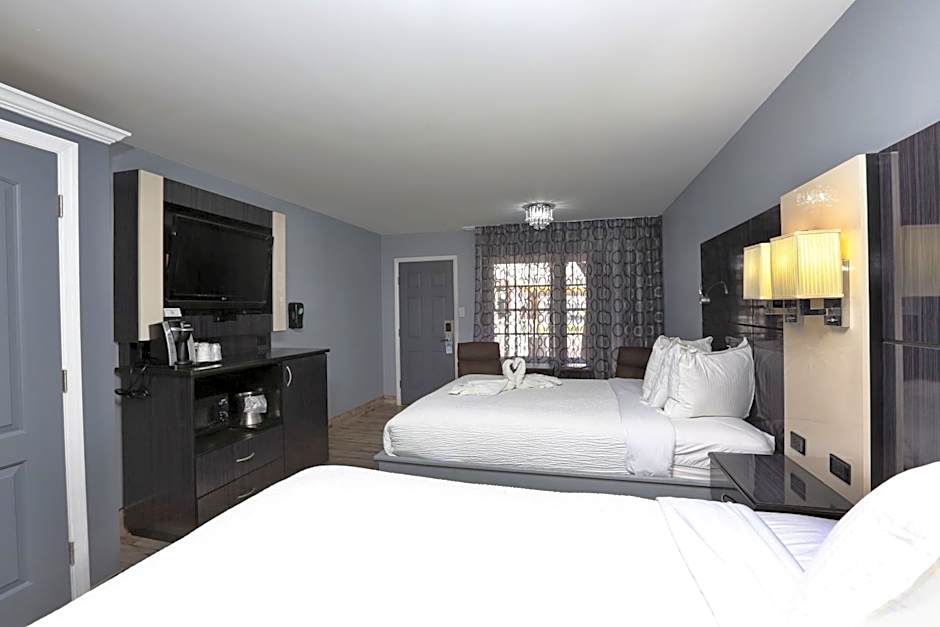 Historic Waterfront Marion Motor Lodge in downtown St Augustine