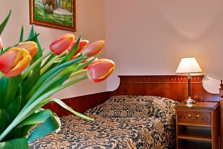 Special Offer - Single Room with Spa Package
