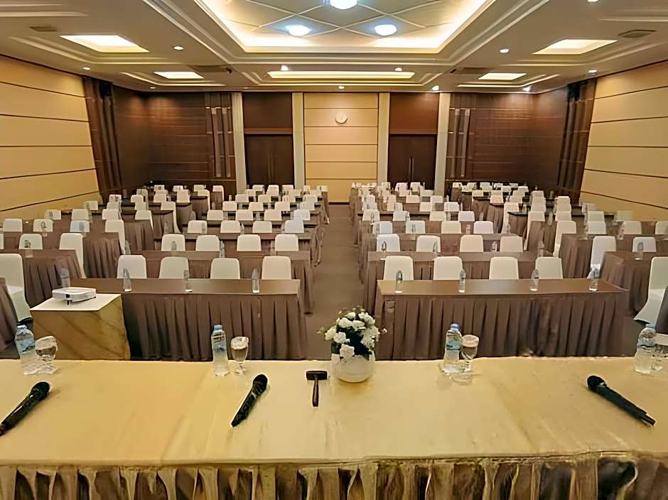 Riyadi Palace Hotel