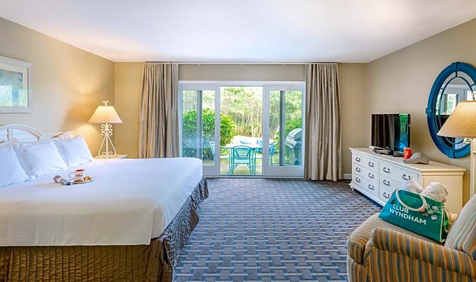Wyndham Newport Overlook