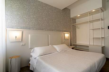 Deluxe Side Double or Twin Room