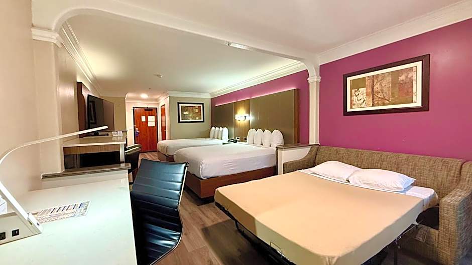 Best Western Plus Suites Hotel - LAX Airport LA Stadium