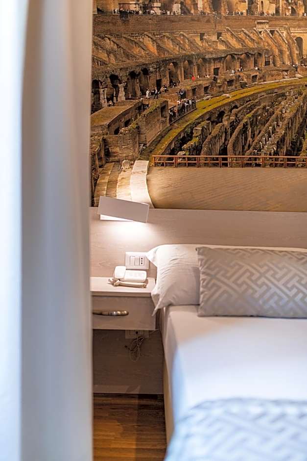 Top Floor Colosseo Guesthouse