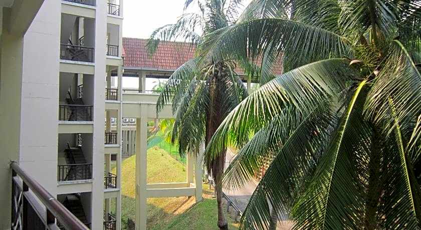 Paradise Lagoon Apartment