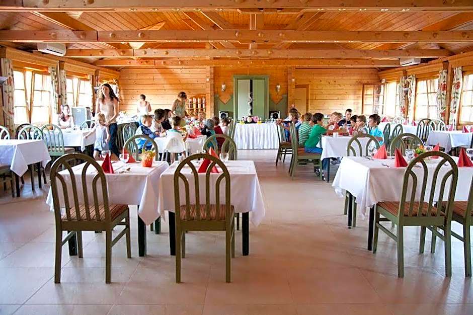 Petneházy Aparthotel